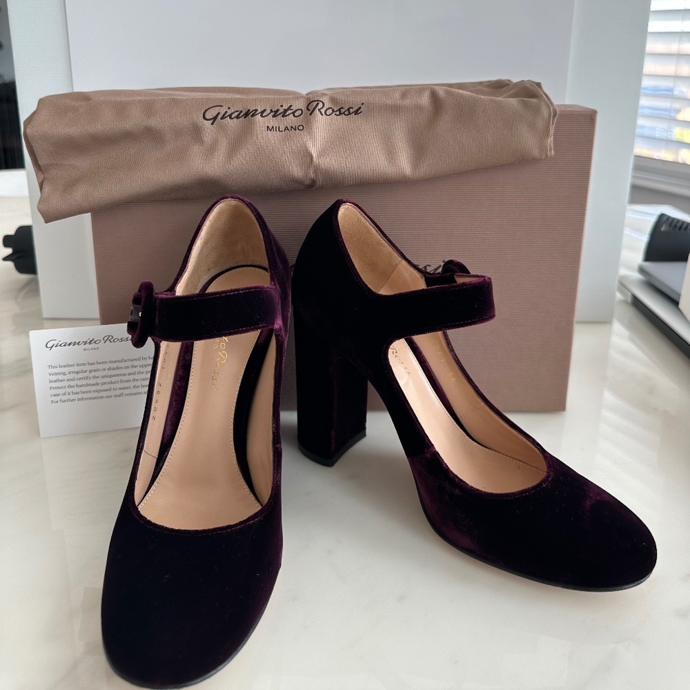 Gianvito Rossi Burgundy Velvet Mary Jane Pumps Heels - Picture 8 of 9